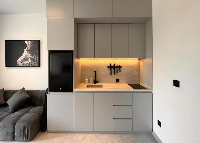 Modern Waveside No.3 Munggu