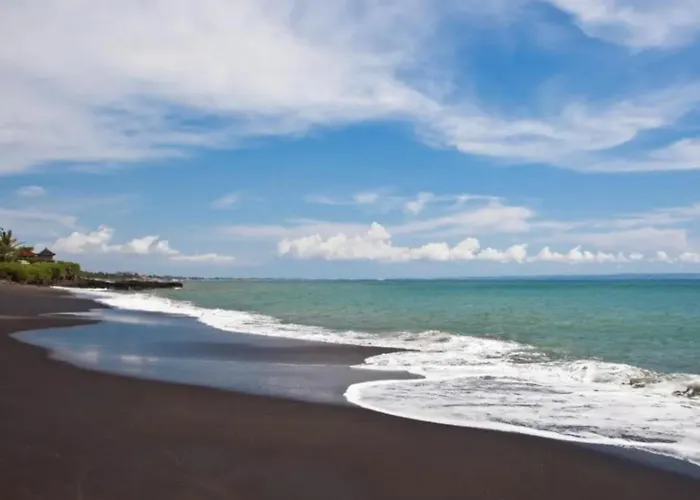 Modern Waveside No.3 Munggu